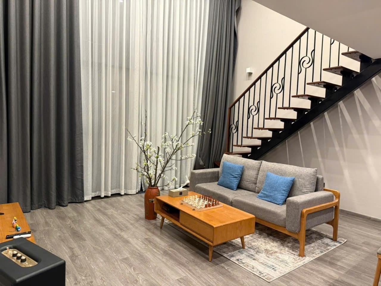 Pentstudio West Căn hộ